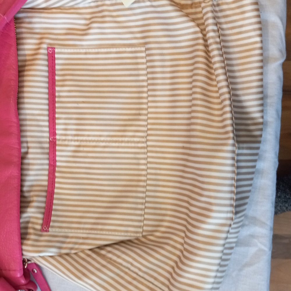 Handbag - Picture 13 of 16